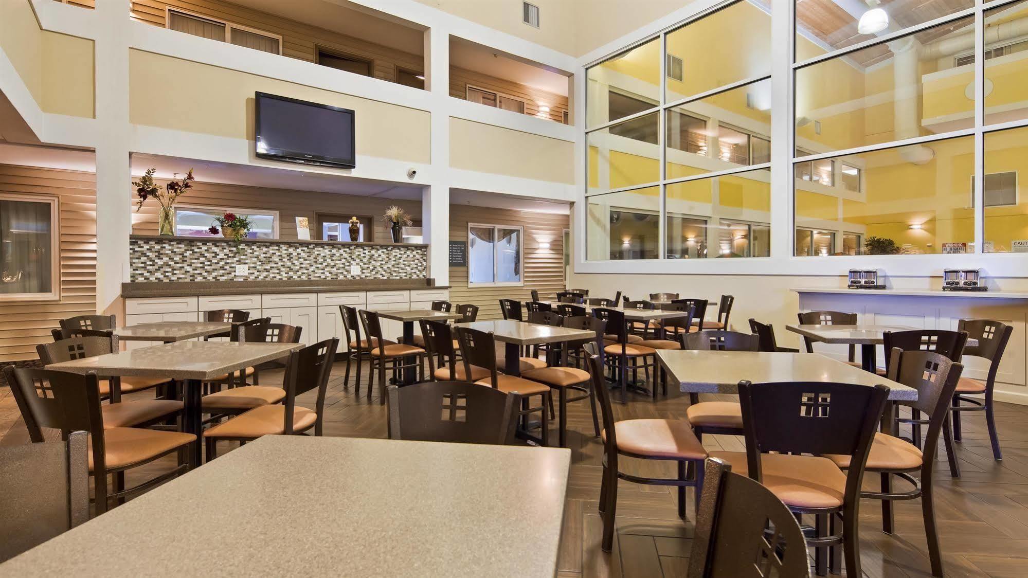 Hotel Western Lakewinds