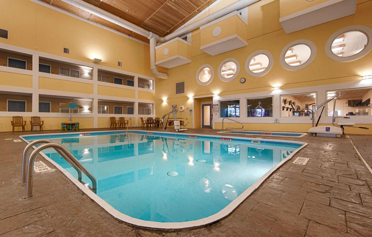 Western Lakewinds 3* Ludington