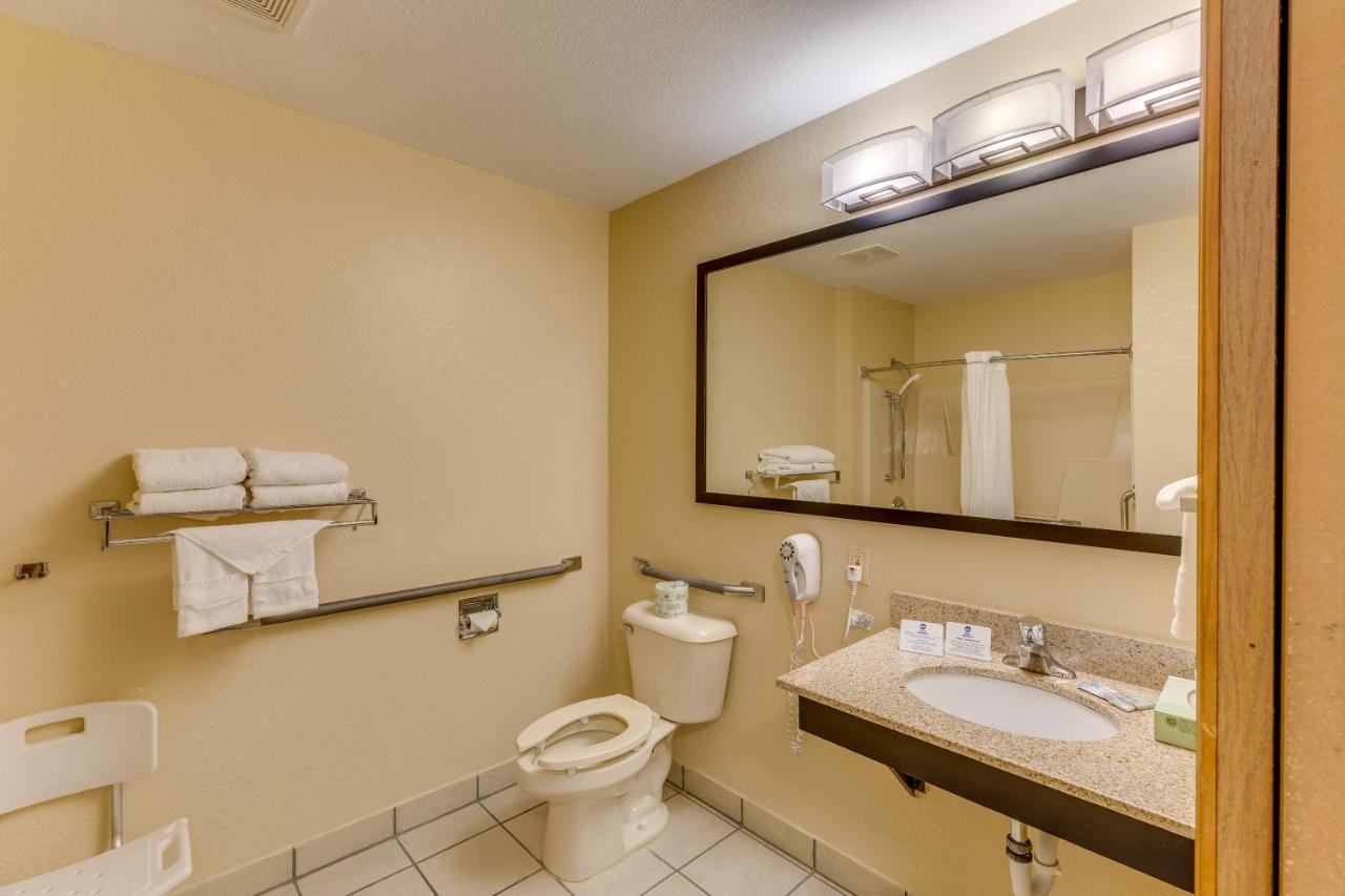 Western Lakewinds Hotel 3*